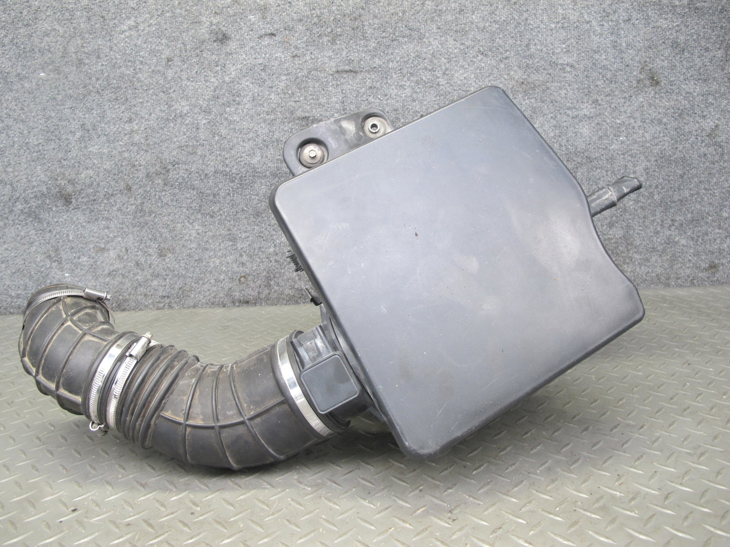 2001-2006 BMW E46 M3 Air Intake Cleaner Filter Box w Hose & MAF Sensor