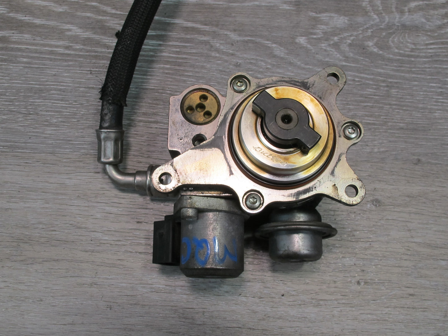 09-13 Mini JCW R55 R56 R57 R58 R59 N14 Engine High Pressure Fuel Pump w Hose OEM