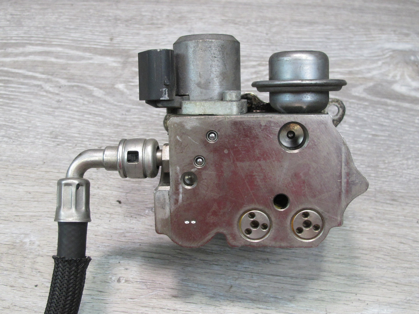 09-13 Mini JCW R55 R56 R57 R58 R59 N14 Engine High Pressure Fuel Pump w Hose OEM