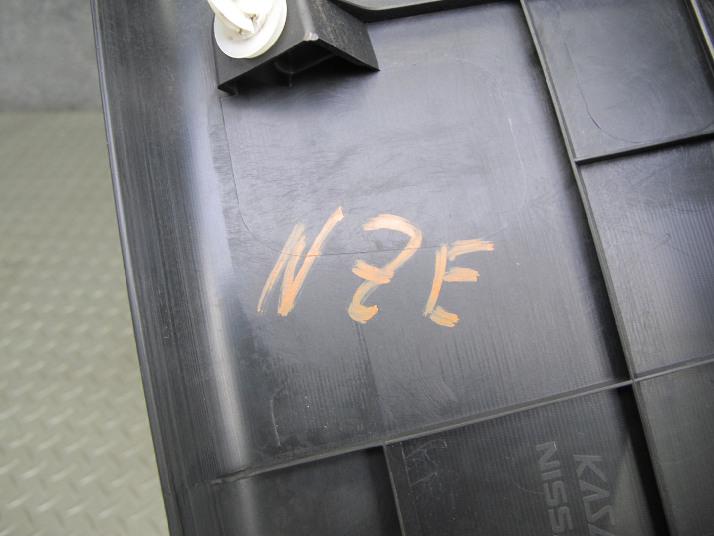 10-19 Nissan 370Z Z34 Convertible Rear Console Deck Trim Cover Panel Black OEM