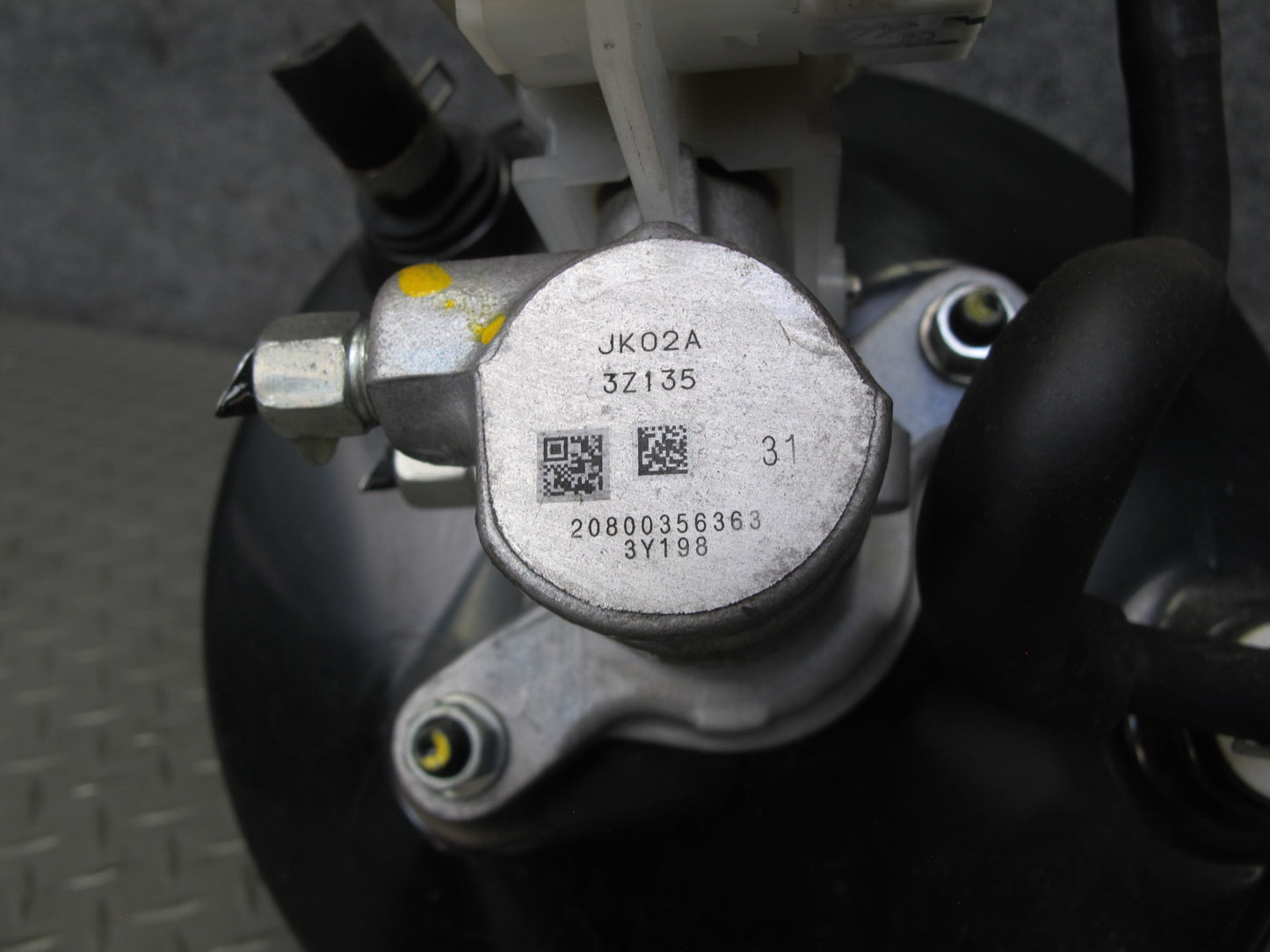 13-14 Nissan Z34 370Z Base Brake Master Cylinder Booster Fluid Reservoir OEM