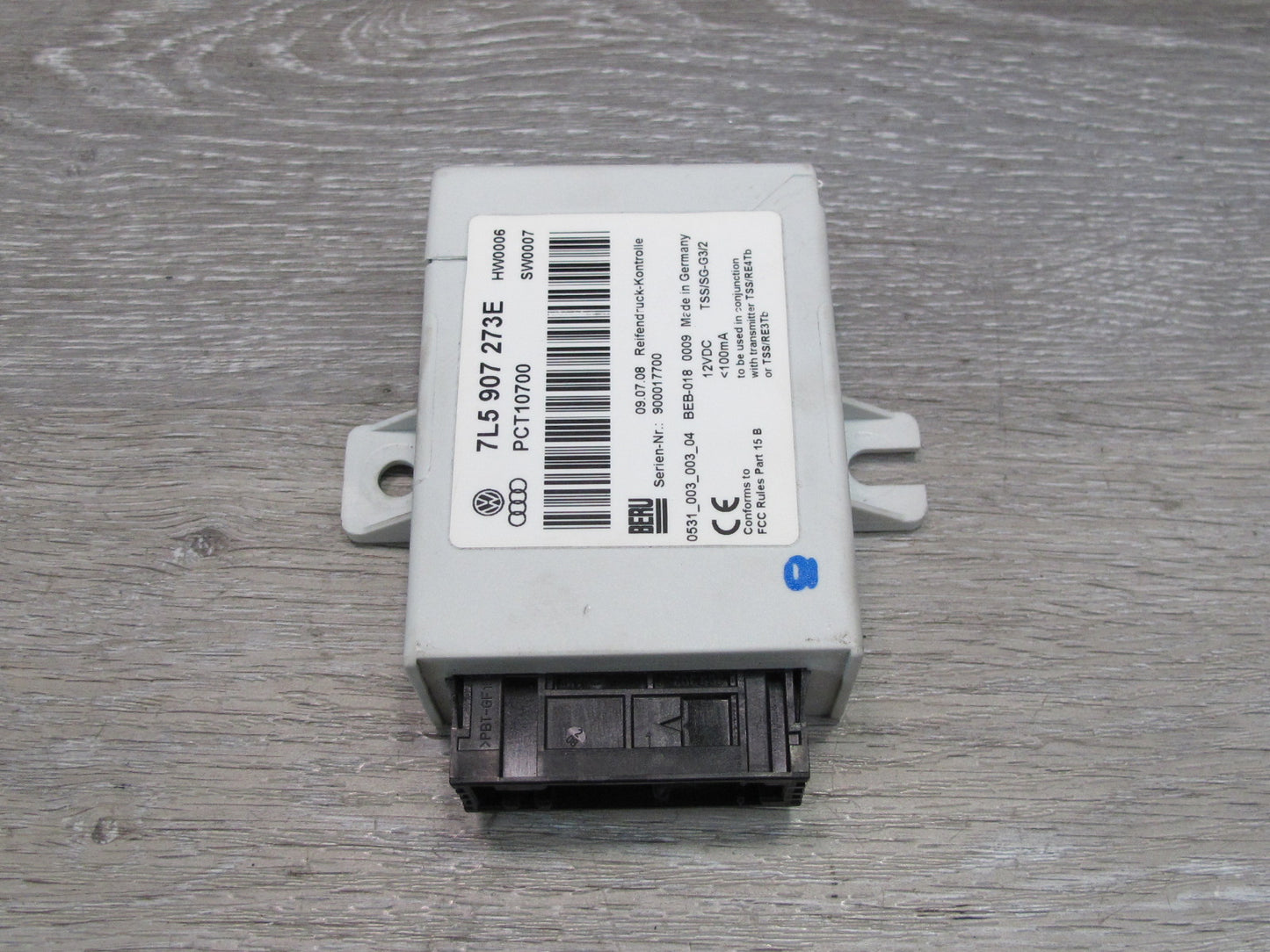 2008-2010 Porsche Cayenne 957 TPMS Tire Pressure Monitor Control Module