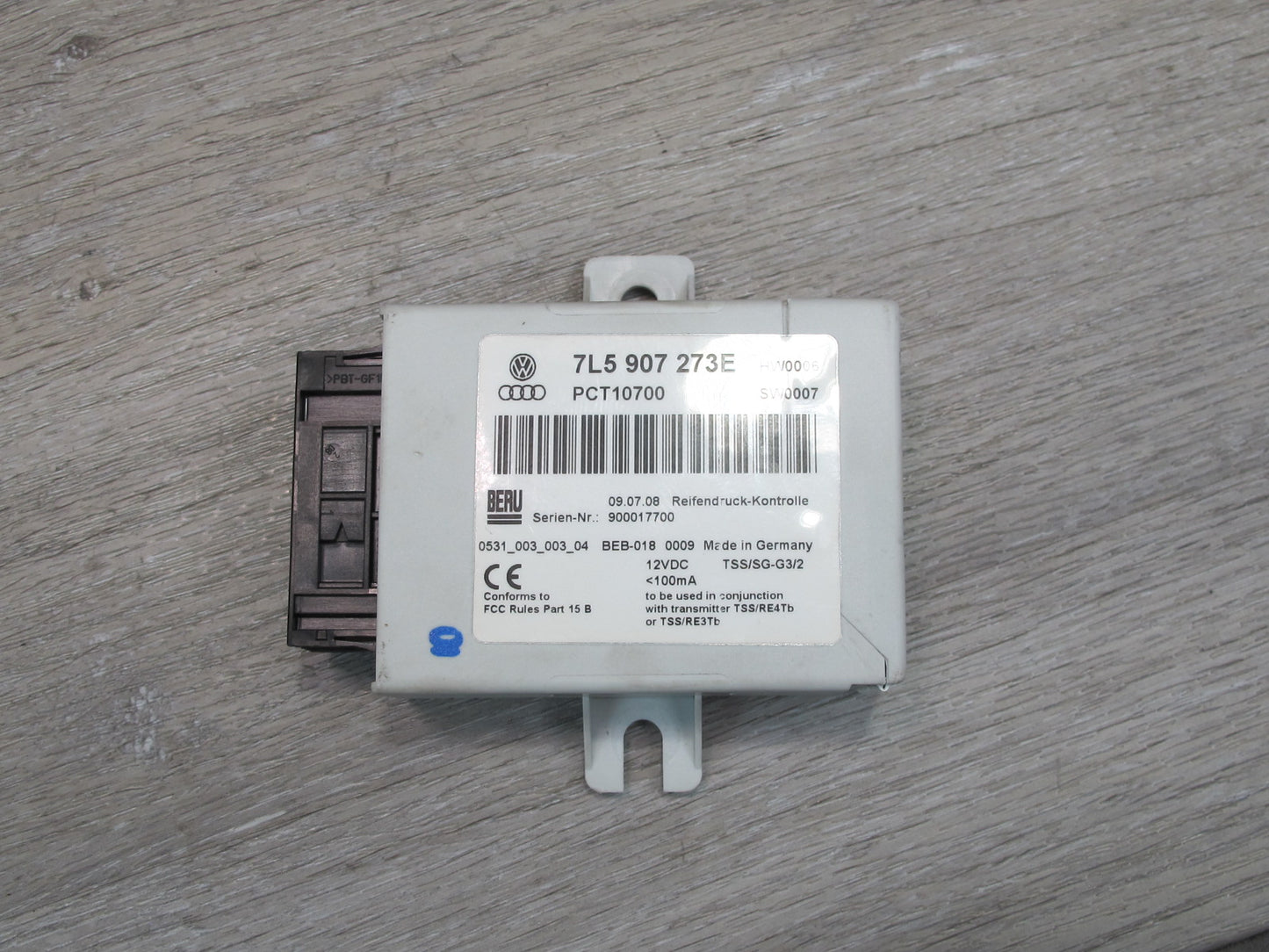 2008-2010 Porsche Cayenne 957 TPMS Tire Pressure Monitor Control Module
