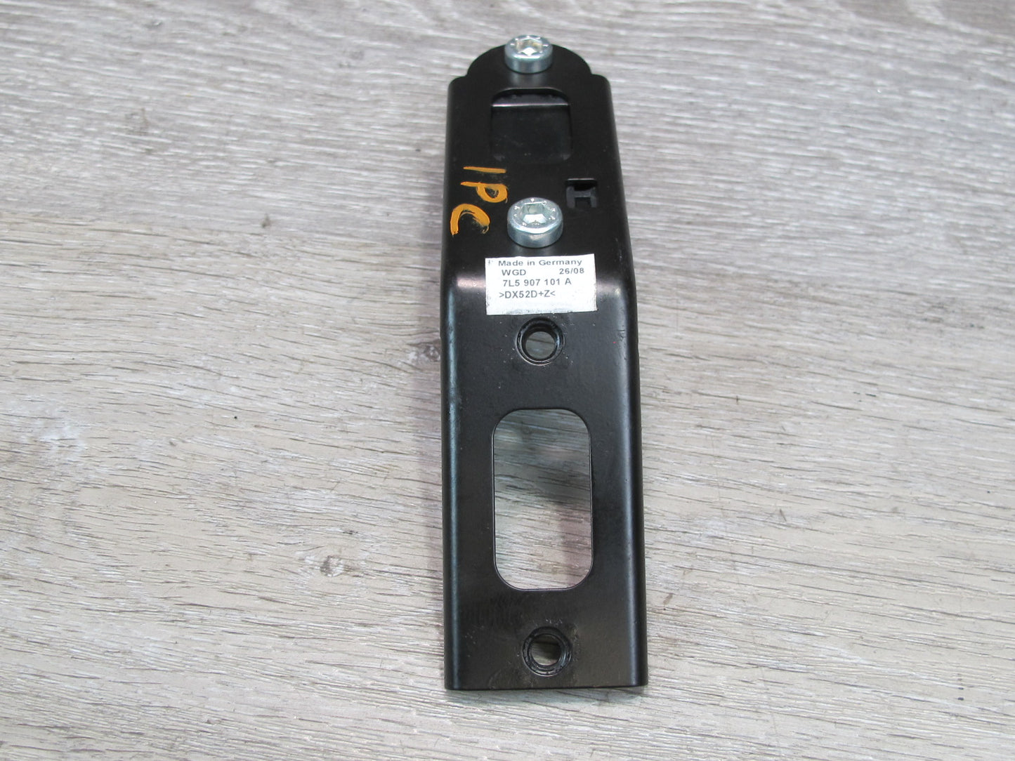 2008-2010 Porsche Cayenne 957 Rear Lid Tilt Angle Sensor 7L5907101A