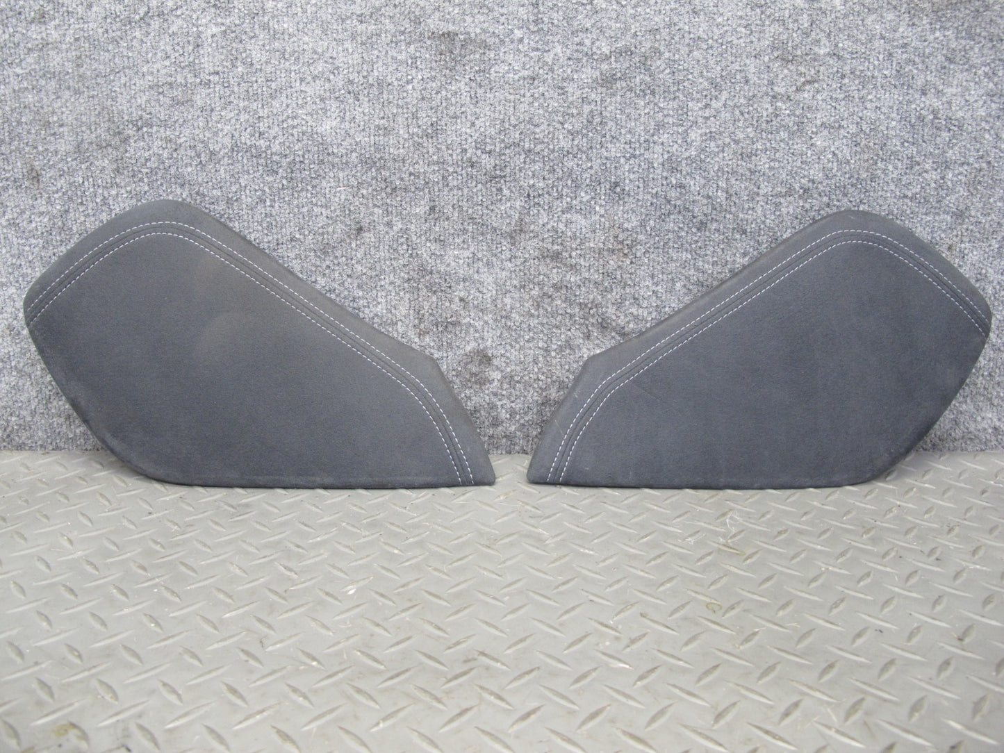 09-19 Nissan 370Z Z34 Conv Center Console Left & Right Side Trim Panel Set OEM