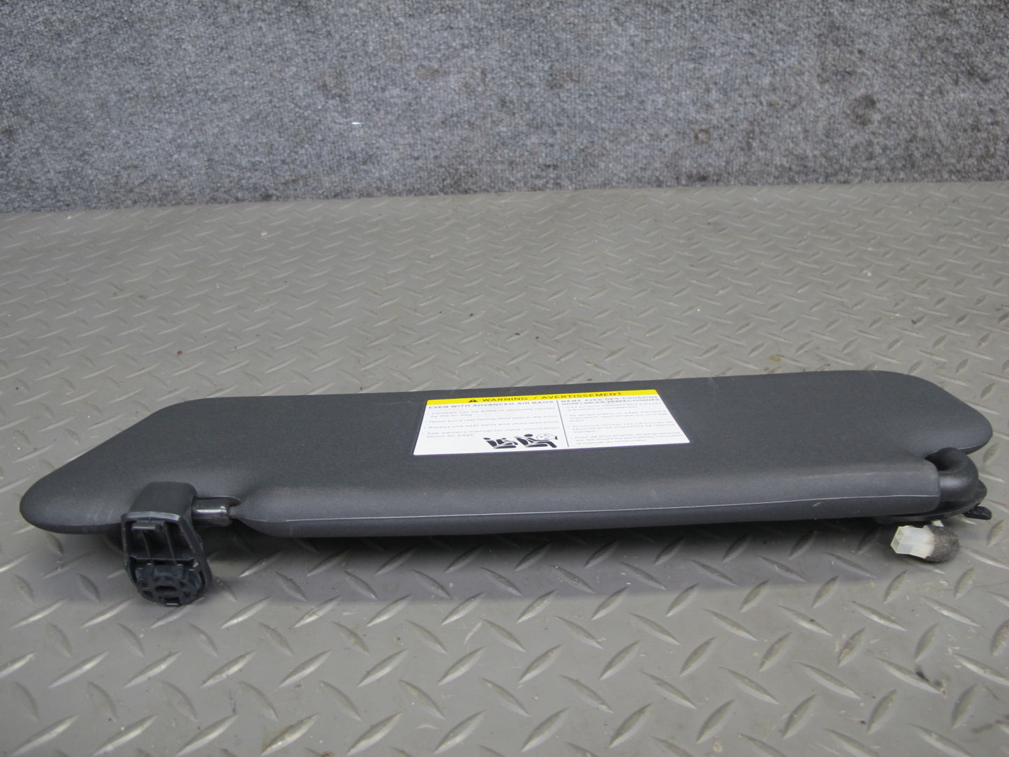 10-19 Nissan 370Z Z34 Convertible Set of 2 Front Right & Left Sunvisor Black OEM