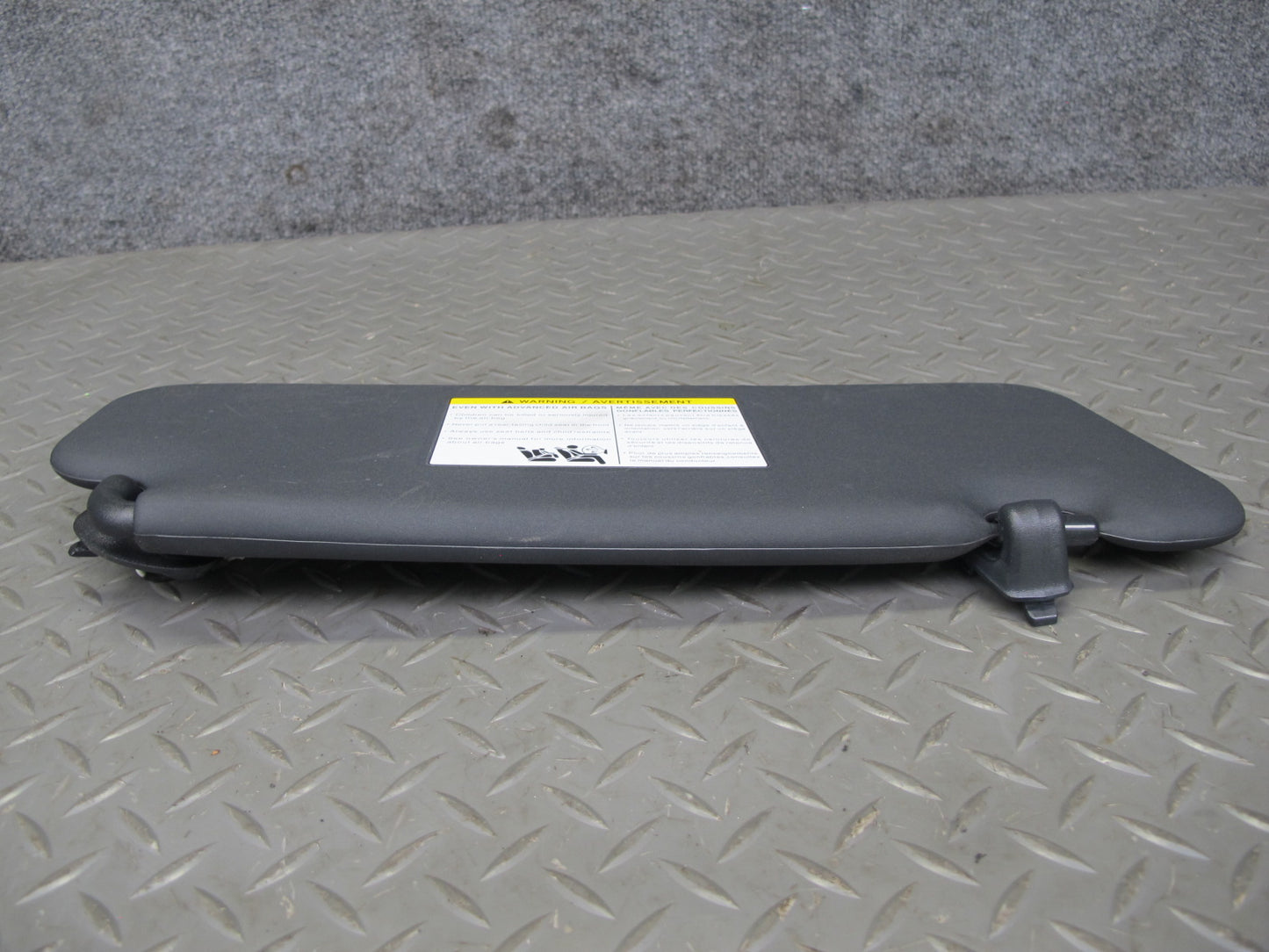 10-19 Nissan 370Z Z34 Convertible Set of 2 Front Right & Left Sunvisor Black OEM