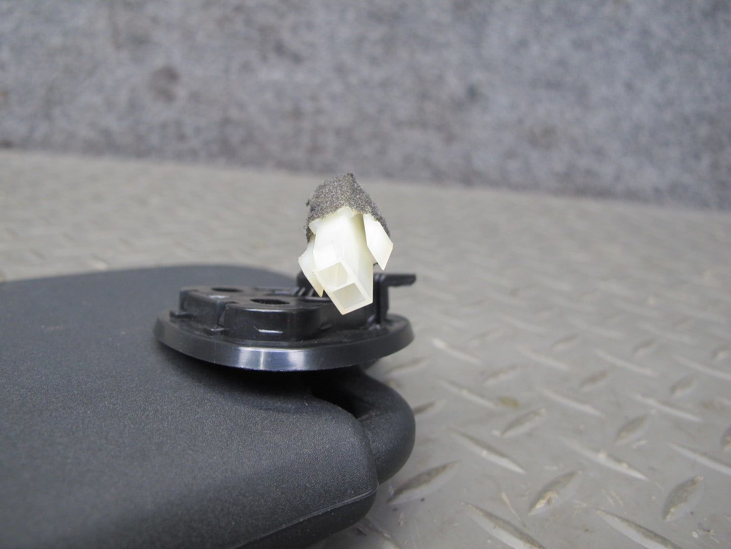 10-19 Nissan 370Z Z34 Convertible Set of 2 Front Right & Left Sunvisor Black OEM