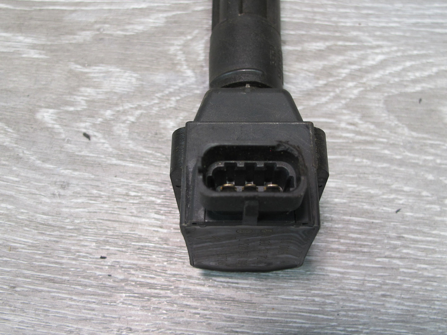 96-99 Mercedes W140 5.0L 119.980 M119 Engine Ignition Coil 0001587203 OEM