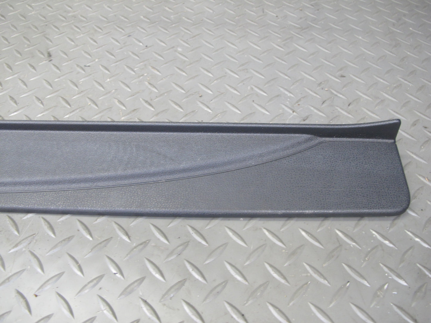 09-20 Nissan Z34 370Z Set of 2 Left & Right Door Scuff Sill Plate Trim Panel OEM