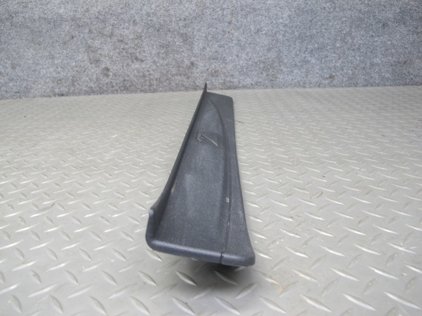 09-20 Nissan Z34 370Z Set of 2 Left & Right Door Scuff Sill Plate Trim Panel OEM