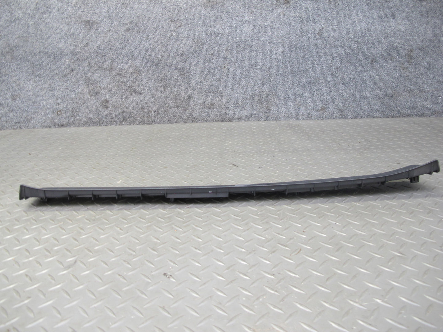 09-20 Nissan Z34 370Z Set of 2 Left & Right Door Scuff Sill Plate Trim Panel OEM