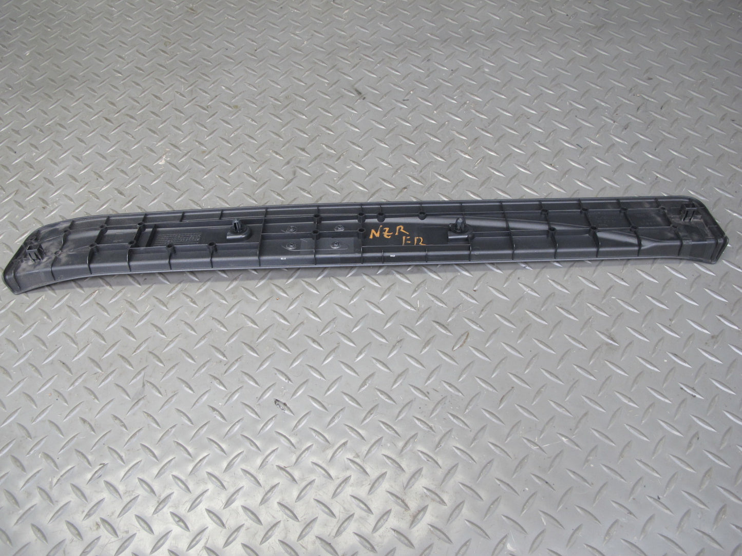 09-20 Nissan Z34 370Z Set of 2 Left & Right Door Scuff Sill Plate Trim Panel OEM