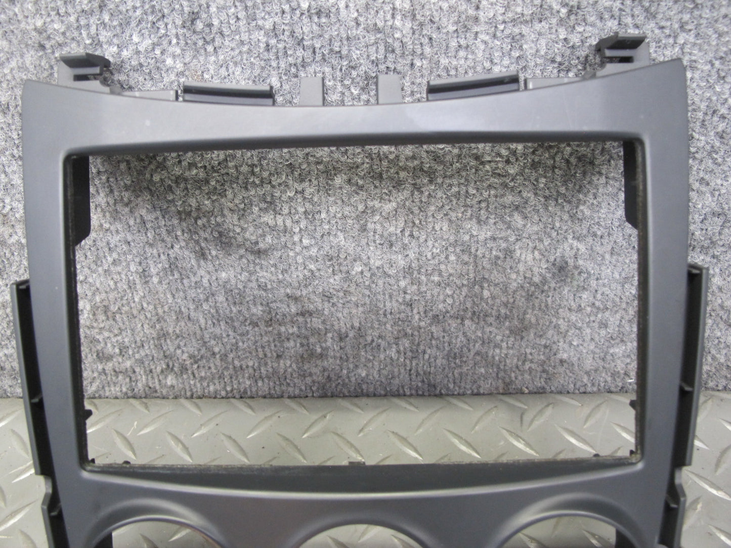 09-20 Nissan 370Z Z34 Dash Center Radio Climate Control Trim Cover Black OEM