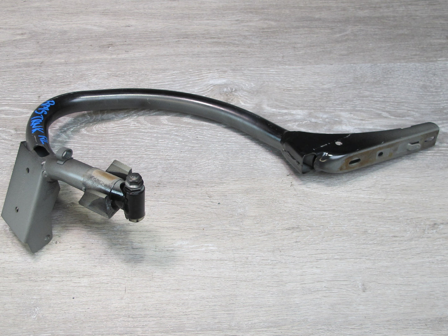 94-99 Mercedes W140 S-class Rear Trunk Lid Hinge Bracket Lift Support Set OEM