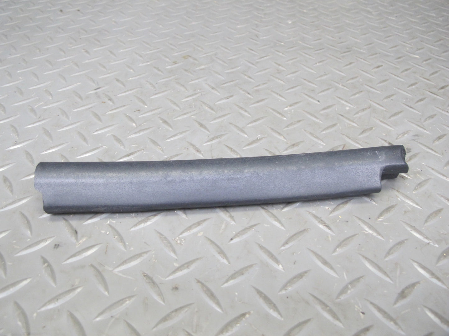 10-19 Nissan 370Z Conv Set of 8 Left & Right Side Roof Weatherstrip & Guide OEM