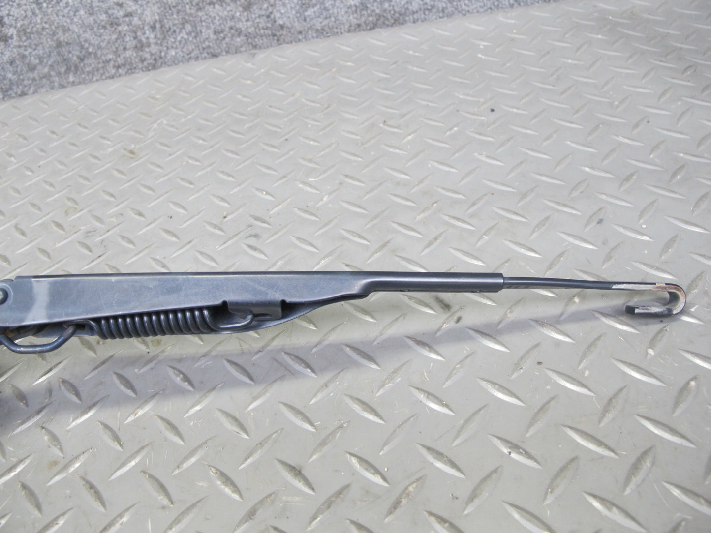 11-20 Nissan 370Z Z34 Set of 2 Front Left & Right Windshield Wiper Arm OEM