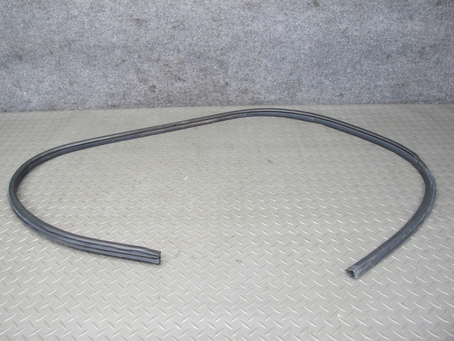 10-19 Nissan 370Z Convert Set of 5 Windshield Left & Right Door Weatherstrip OEM