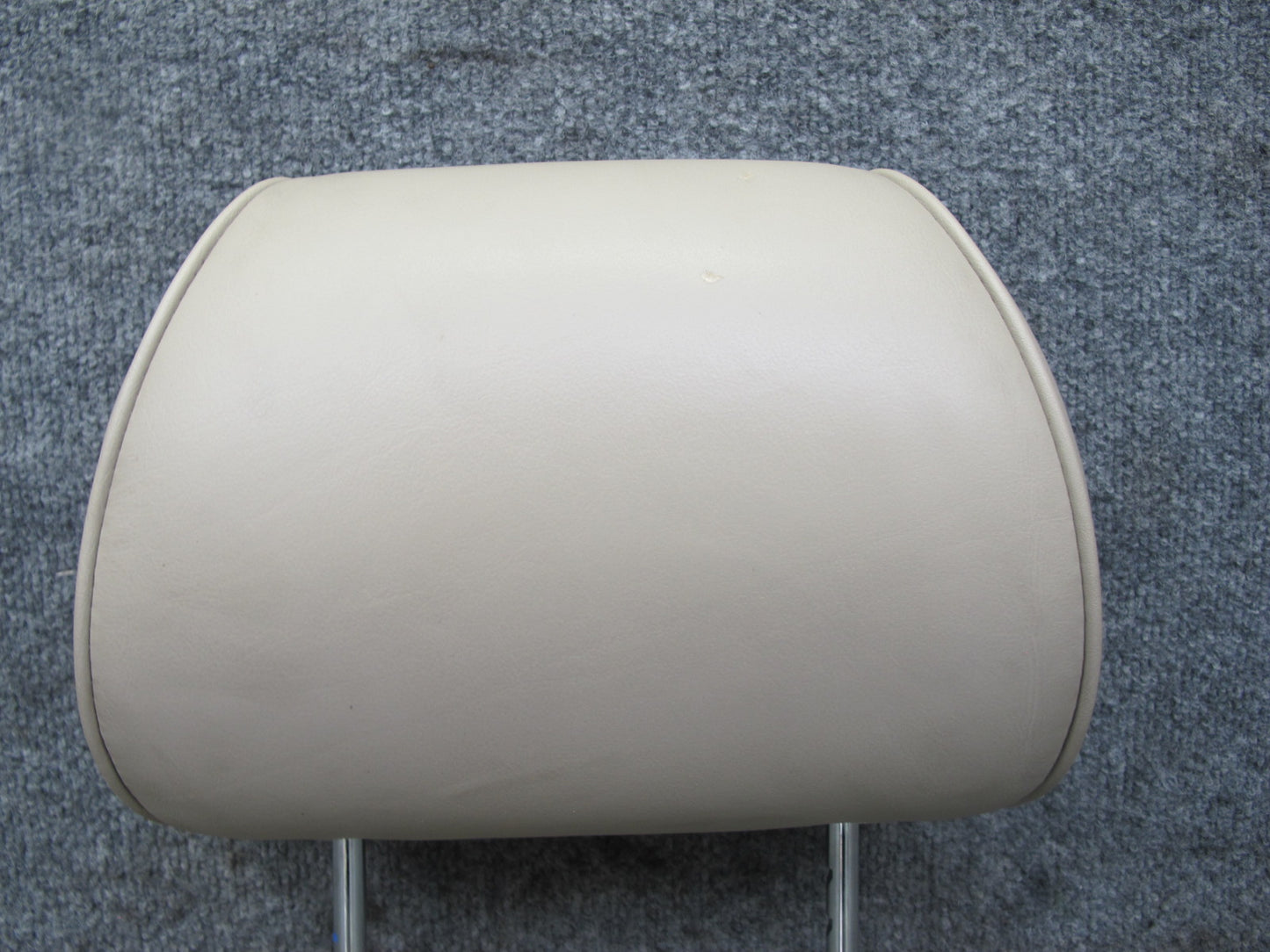 03-05 Lexus JZS160L GS430 GS300 Front Right Seat Leather Headrest Ivory OEM