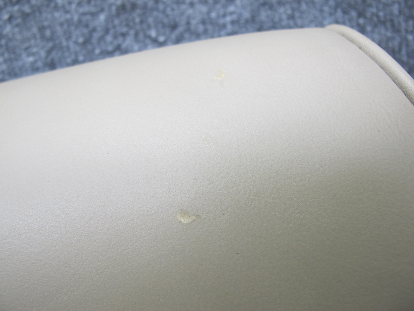 03-05 Lexus JZS160L GS430 GS300 Front Right Seat Leather Headrest Ivory OEM