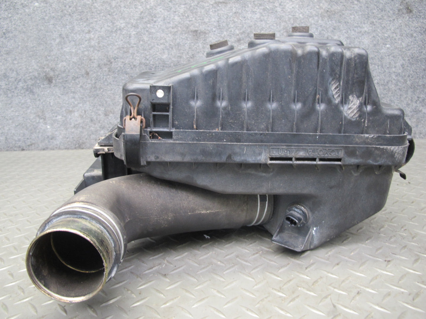 91-92 Toyota SW21L MR2 2.2L 5SFE Air Intake Cleaner Filter Box Resonator OEM