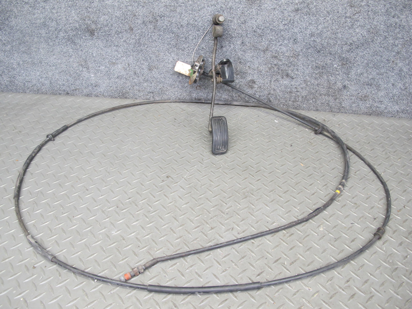 91-95 Toyota SW21L MR2 NON Turbo 5SFE A/T Accelerator Gas Pedal w Cable OEM