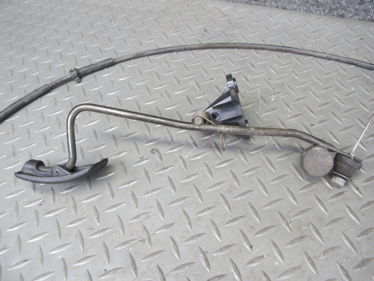 91-95 Toyota SW21L MR2 NON Turbo 5SFE A/T Accelerator Gas Pedal w Cable OEM