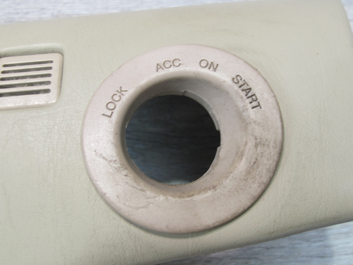 92-00 Lexus UZZ30L SC300 SC400 Dash Left Ignition Switch Trim Cover Ivory OEM