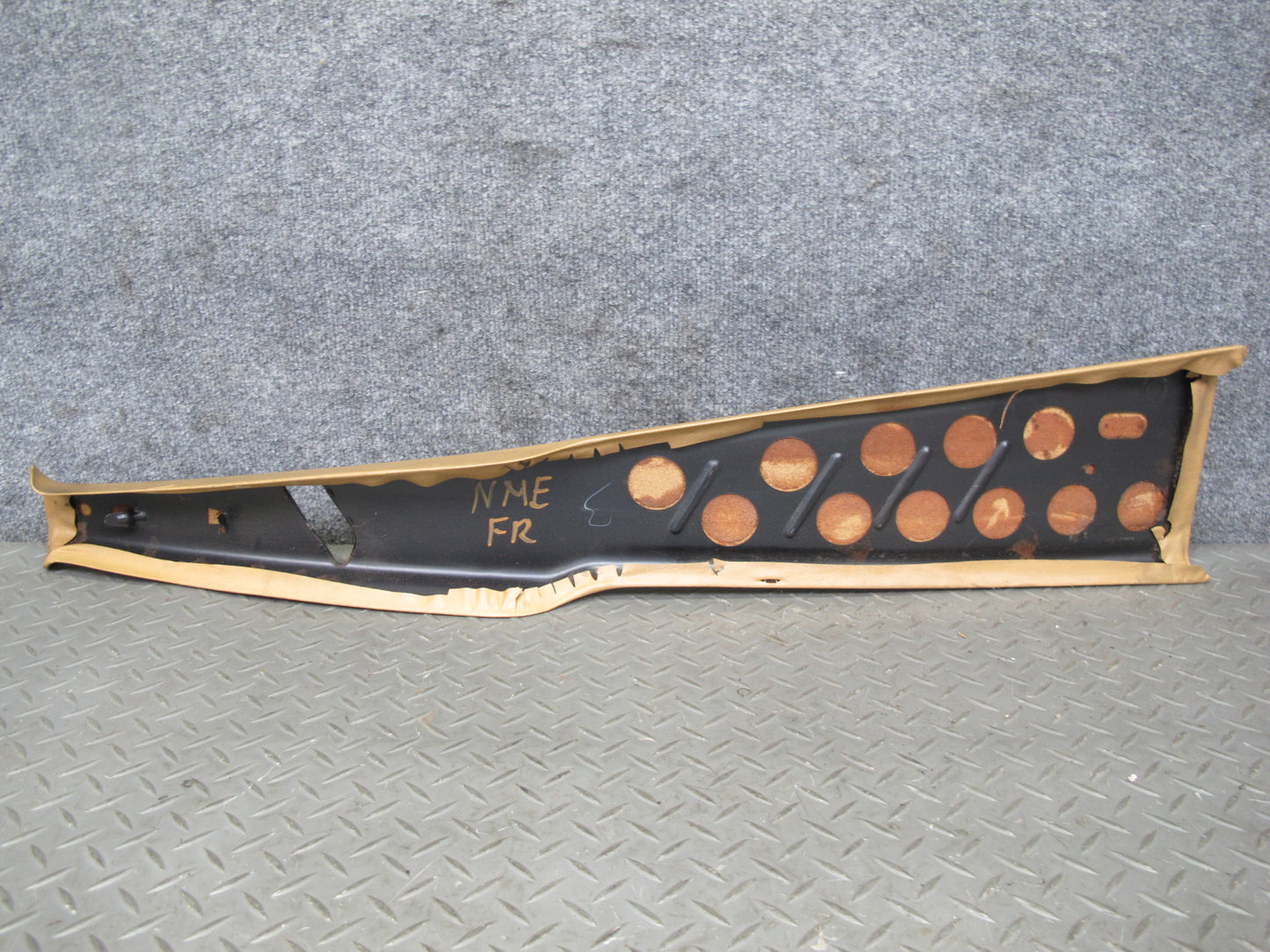 77-85 Mercedes W123 Sedan Set of 2 Left & Right B Pillar Upper Trim Panel OEM