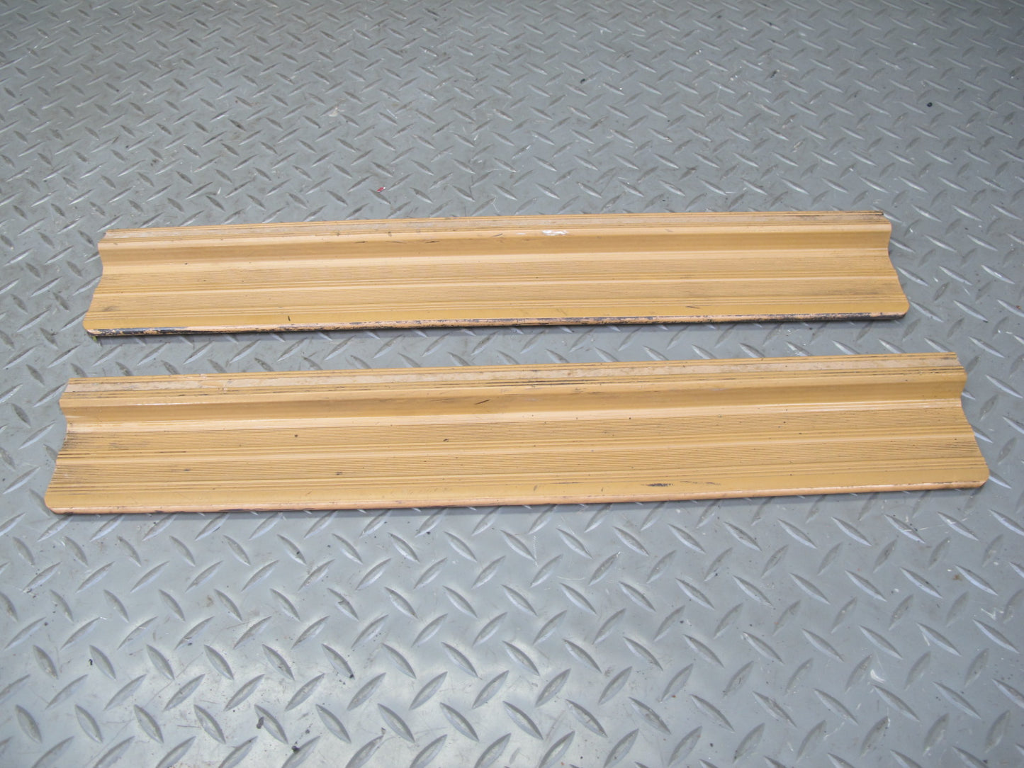 81-85 Mercedes W123 Set of 2 Rear Left & Right Door Scuff Sill Plate Trim Panel