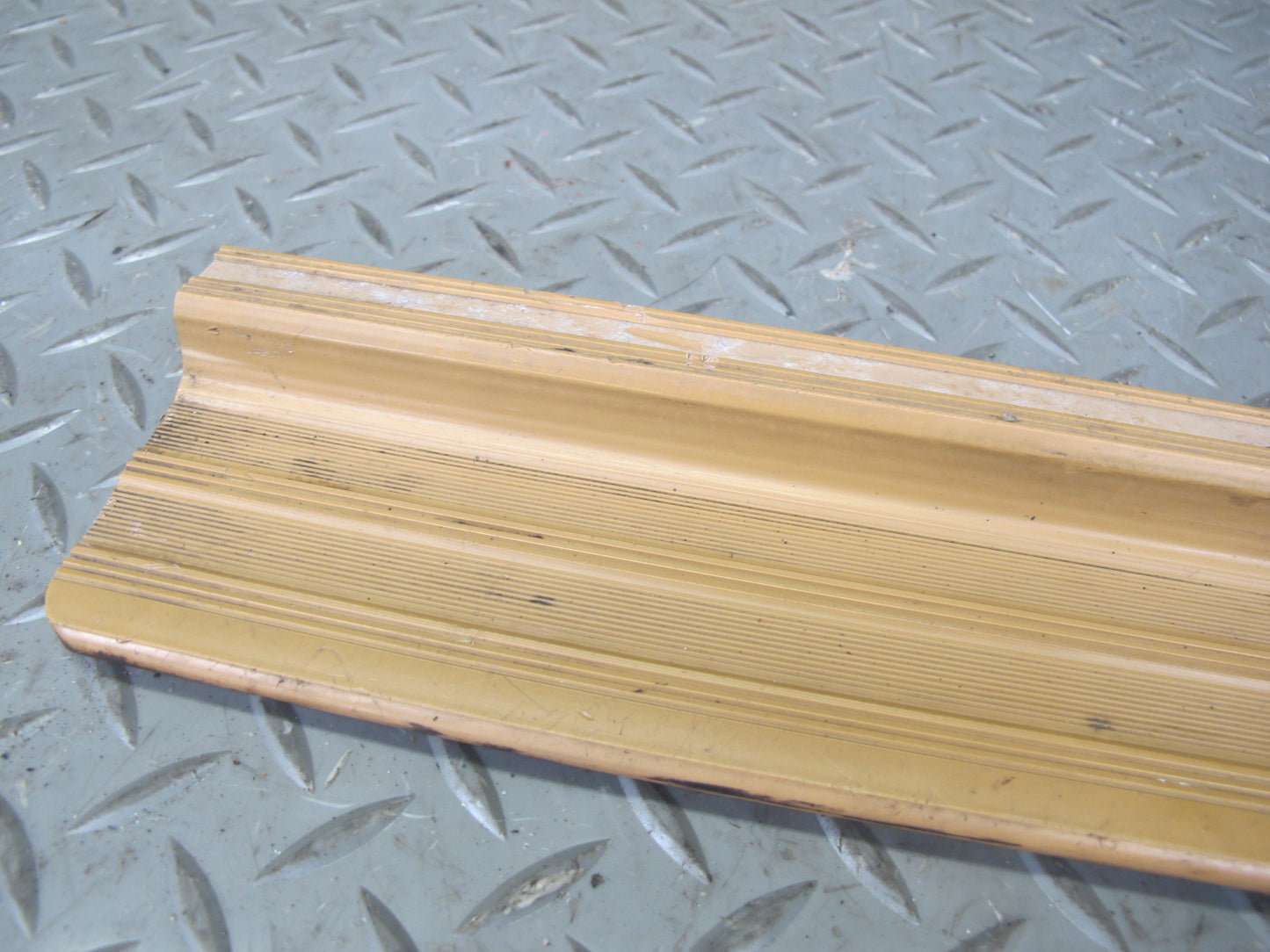 81-85 Mercedes W123 Set of 2 Rear Left & Right Door Scuff Sill Plate Trim Panel