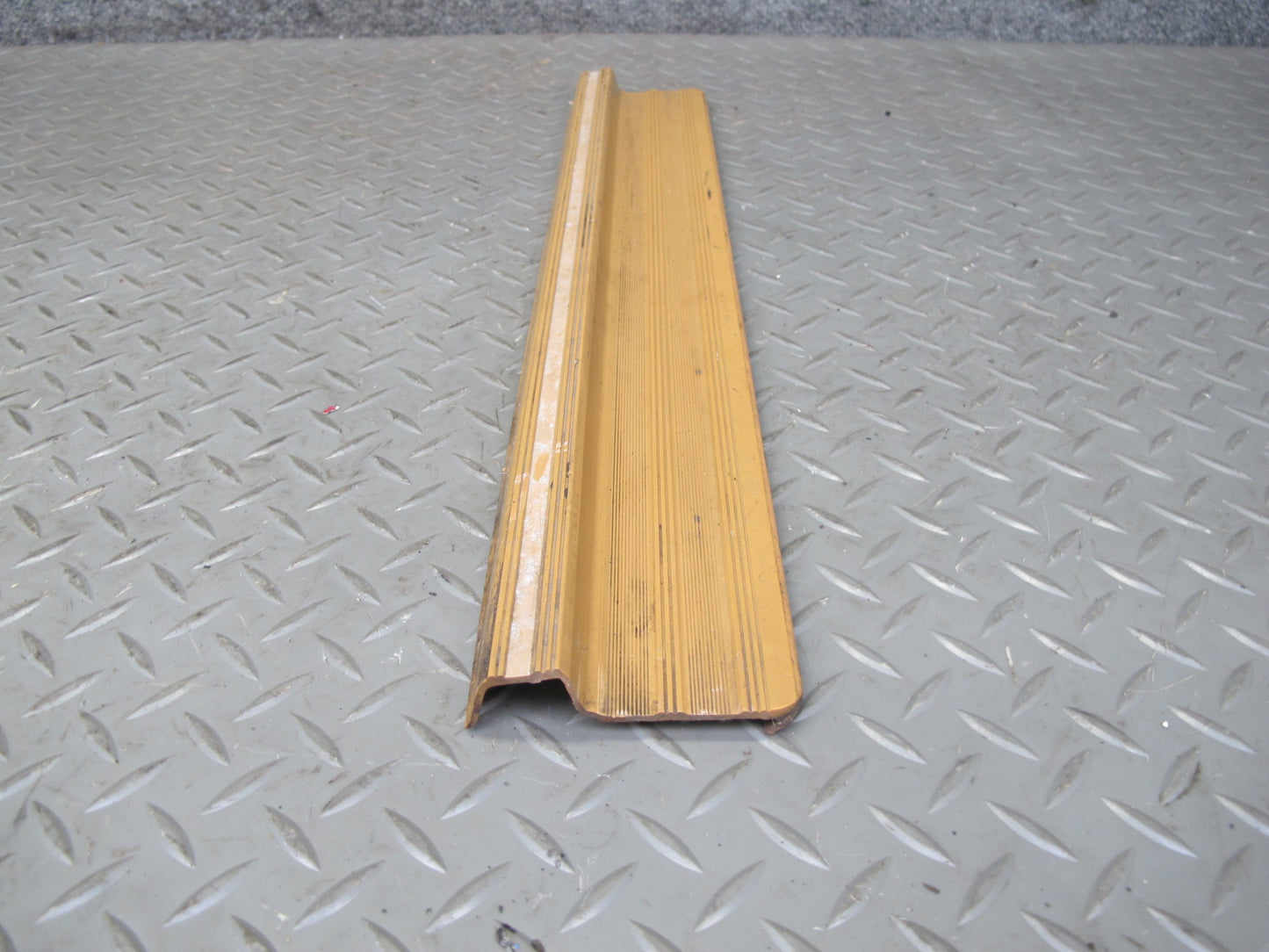 81-85 Mercedes W123 Set of 2 Rear Left & Right Door Scuff Sill Plate Trim Panel