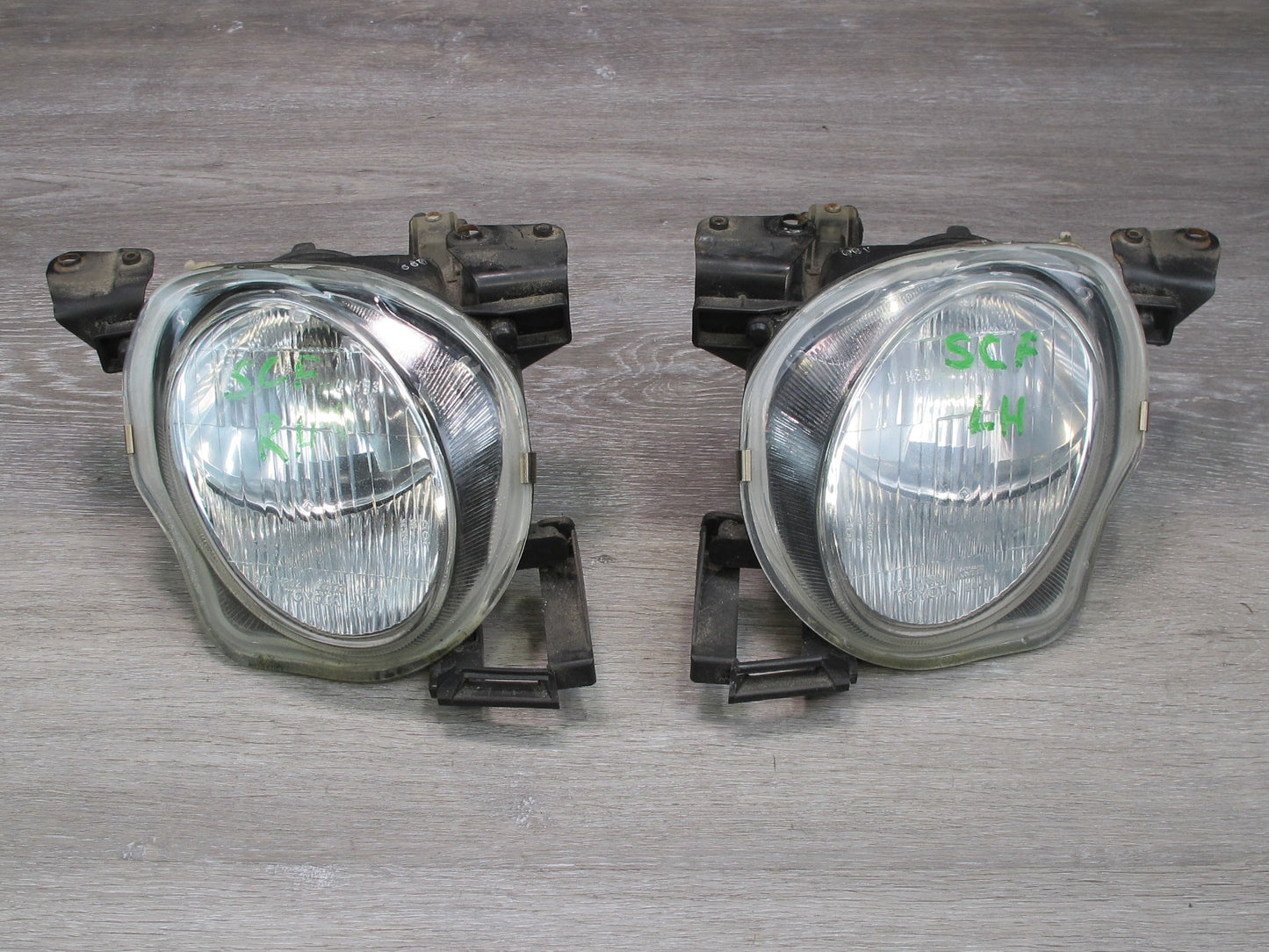 95-97 Lexus SC300 SC400 UZZ30L Set of 2 Front Inner High Beam Headlight Lamp OEM