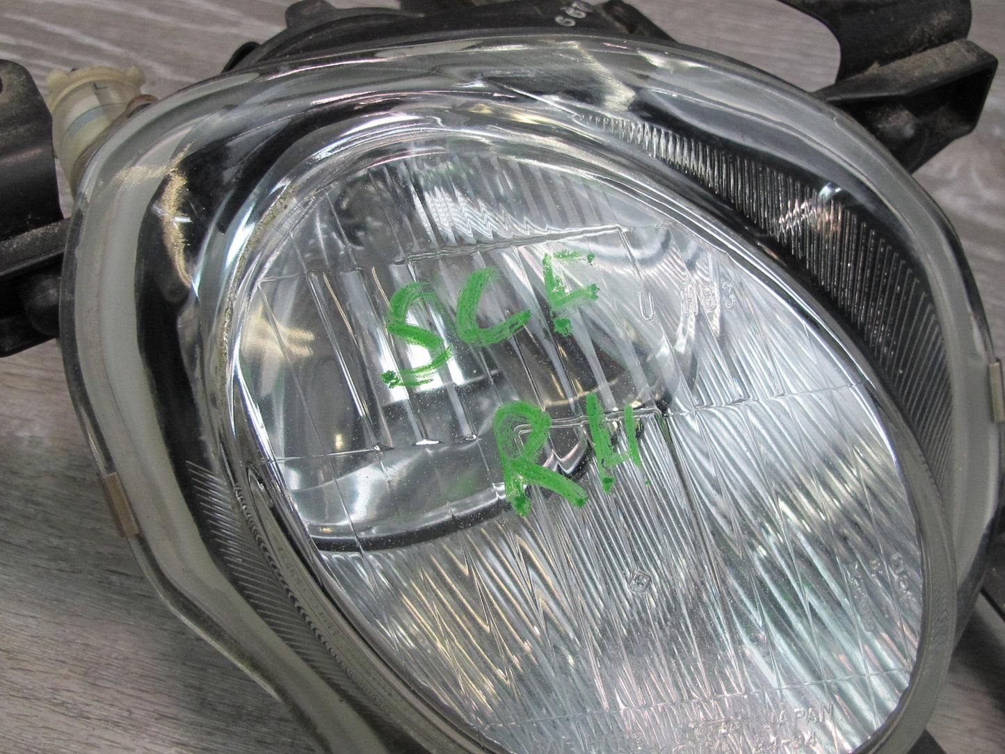 95-97 Lexus SC300 SC400 UZZ30L Set of 2 Front Inner High Beam Headlight Lamp OEM