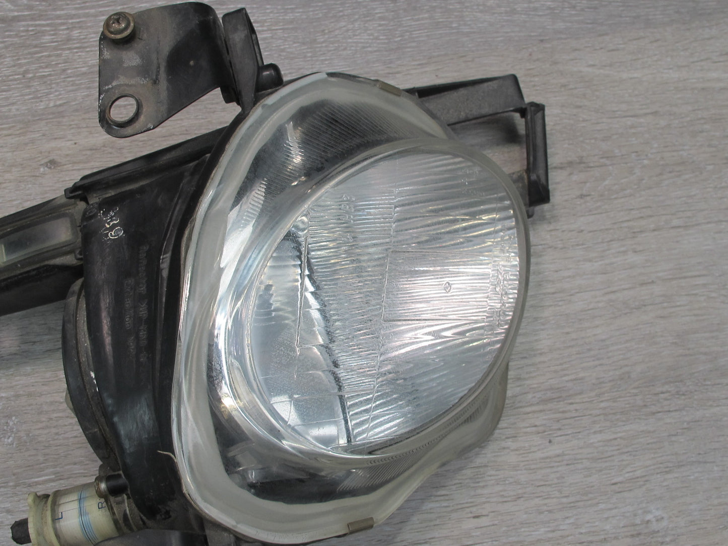 95-97 Lexus SC300 SC400 UZZ30L Set of 2 Front Inner High Beam Headlight Lamp OEM