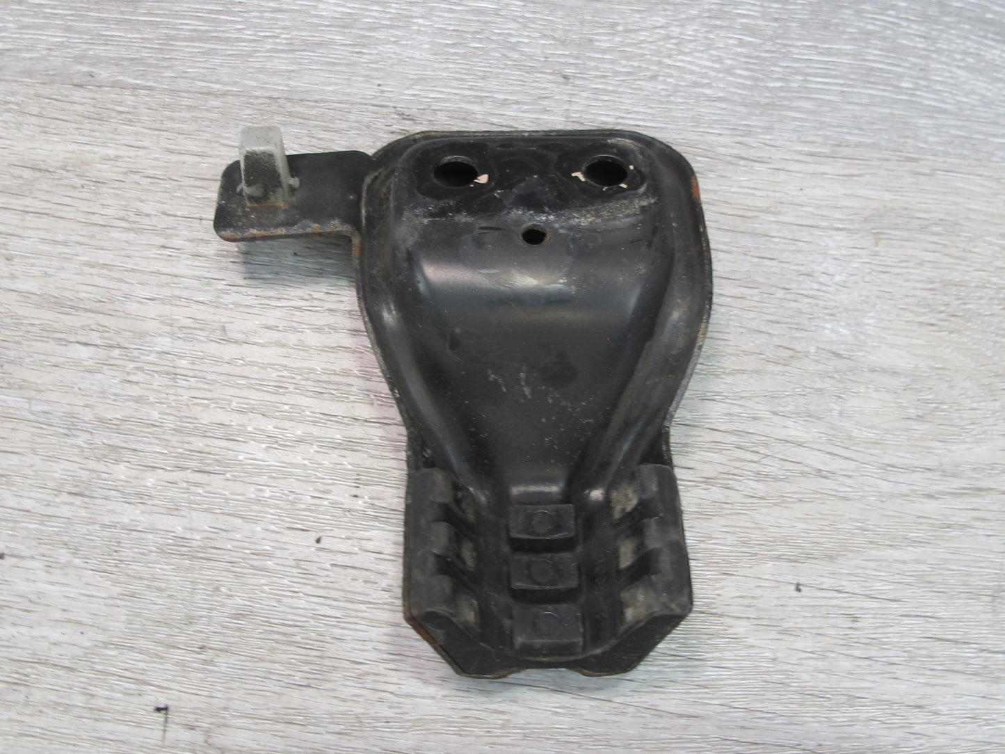 92-00 Lexus UZZ30L SC300 SC400 Engine Radiator Mount Bracket Support Set OEM