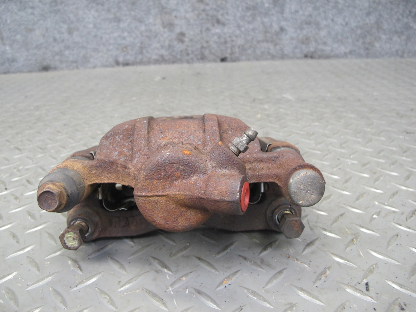 91-99 Dodge Stealth 3000GT FWD NA Set of 2 Rear Left & Right Brake Caliper OEM