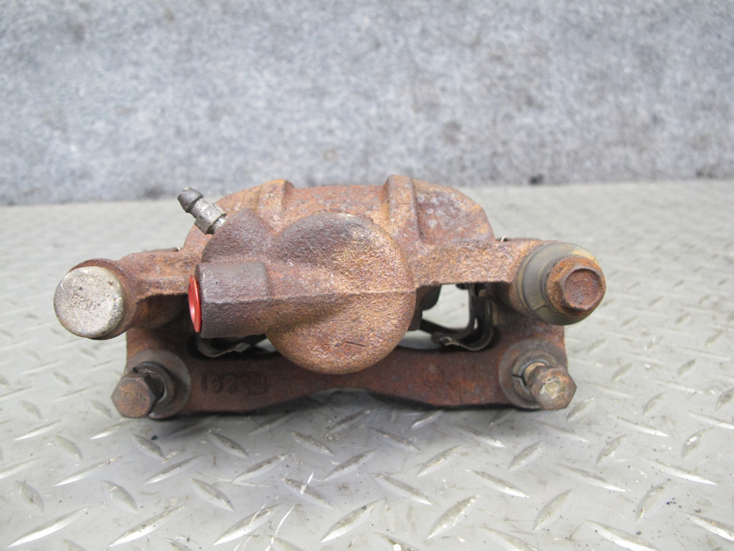 91-99 Dodge Stealth 3000GT FWD NA Set of 2 Rear Left & Right Brake Caliper OEM