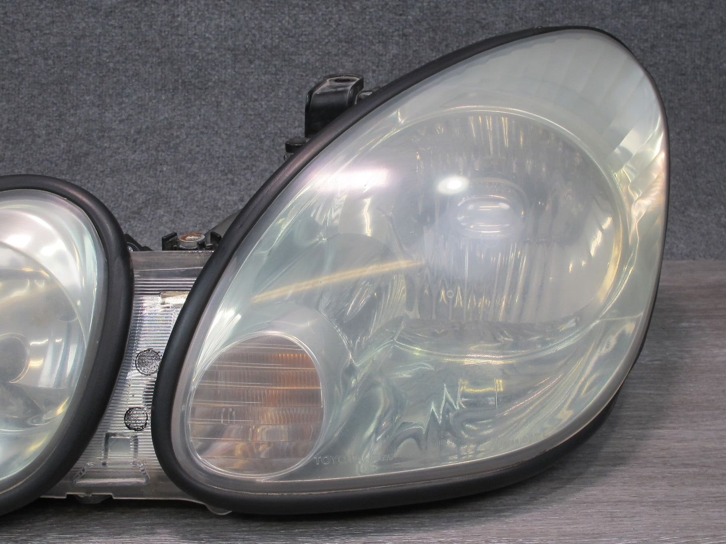 02-05 Lexus JZS160L GS300 GS430 Front Left Halogen Headlight Lamp OEM