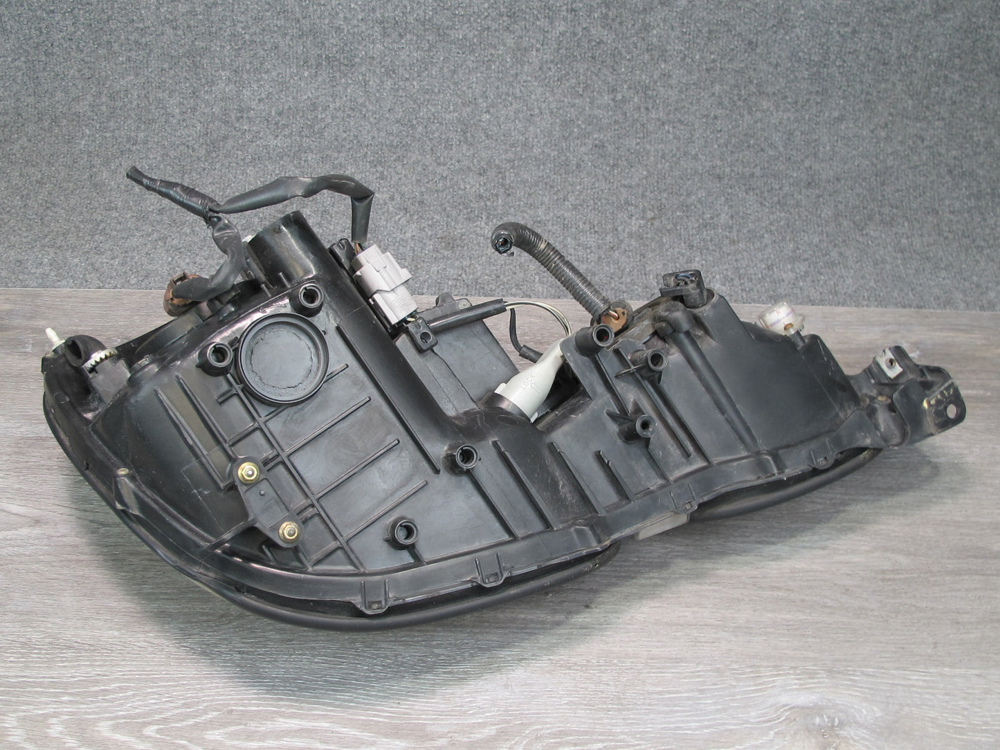 02-05 Lexus JZS160L GS300 GS430 Front Left Halogen Headlight Lamp OEM