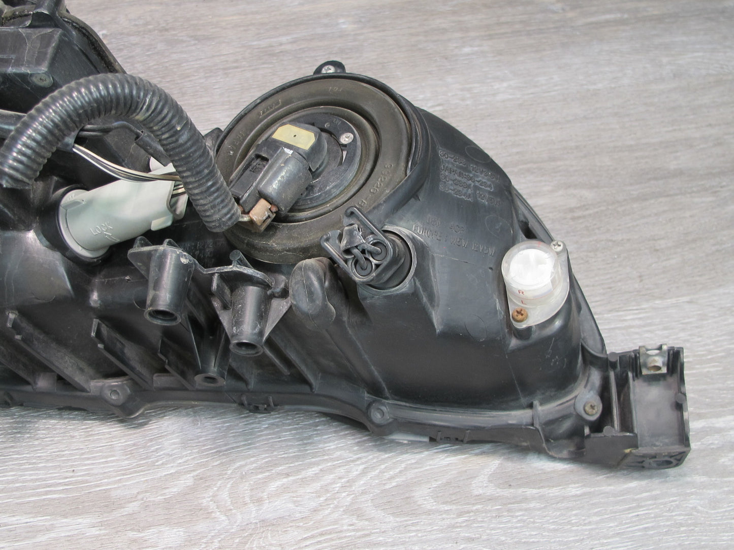 02-05 Lexus JZS160L GS300 GS430 Front Left Halogen Headlight Lamp OEM