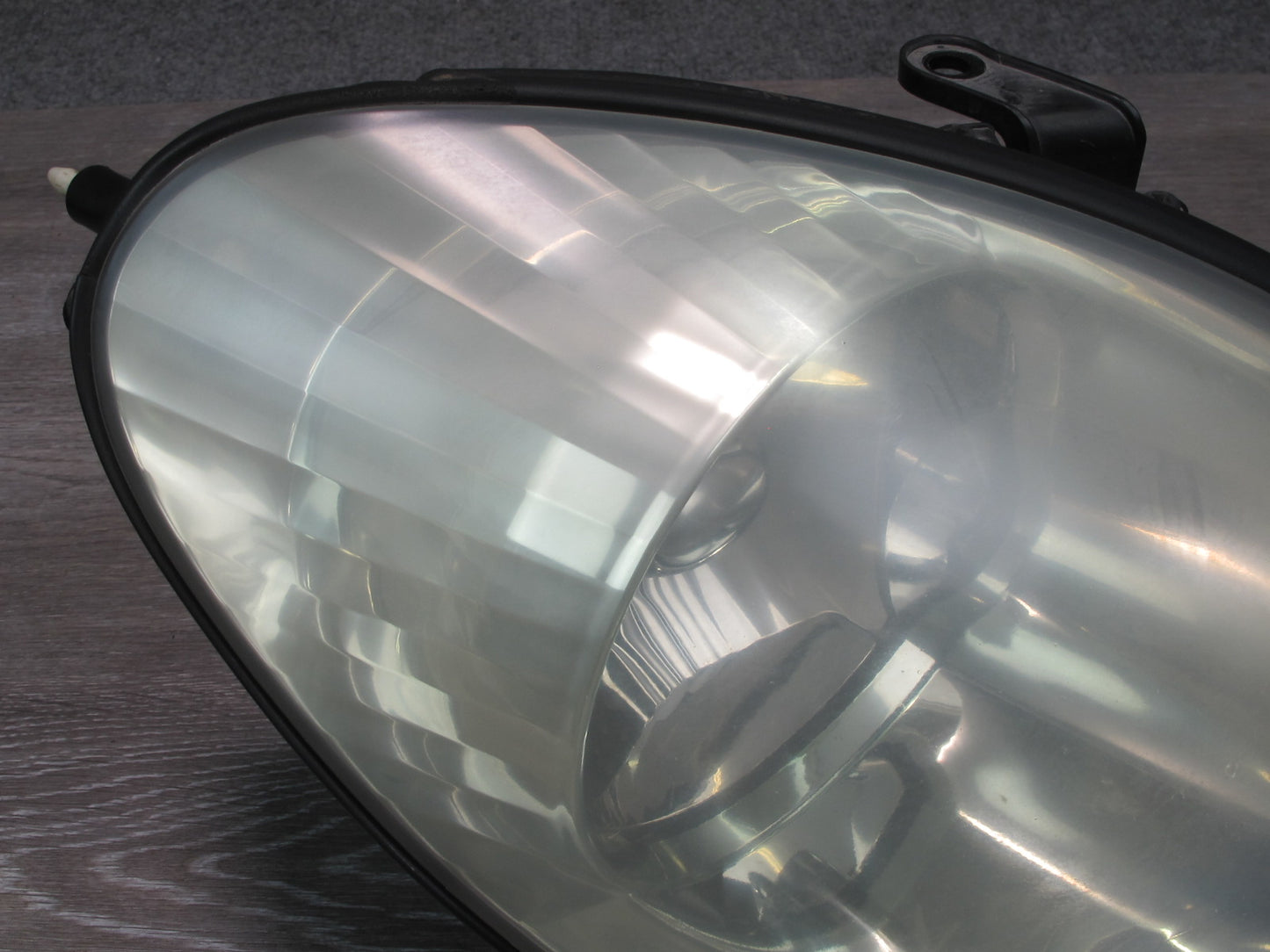 02-05 Lexus JZS160L GS300 GS430 Front Right Halogen Headlight Lamp OEM