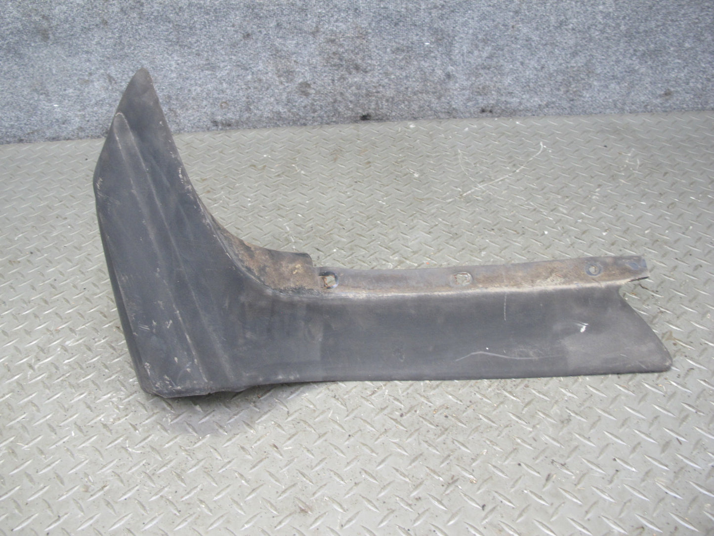 77-85 Mercedes W123 Front Bumper Impact Strip Rubber Trim Cover Pad Set OEM