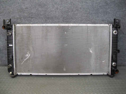 2003-2007 Hummer H2 6.0L Engine Motor Coolant Radiator