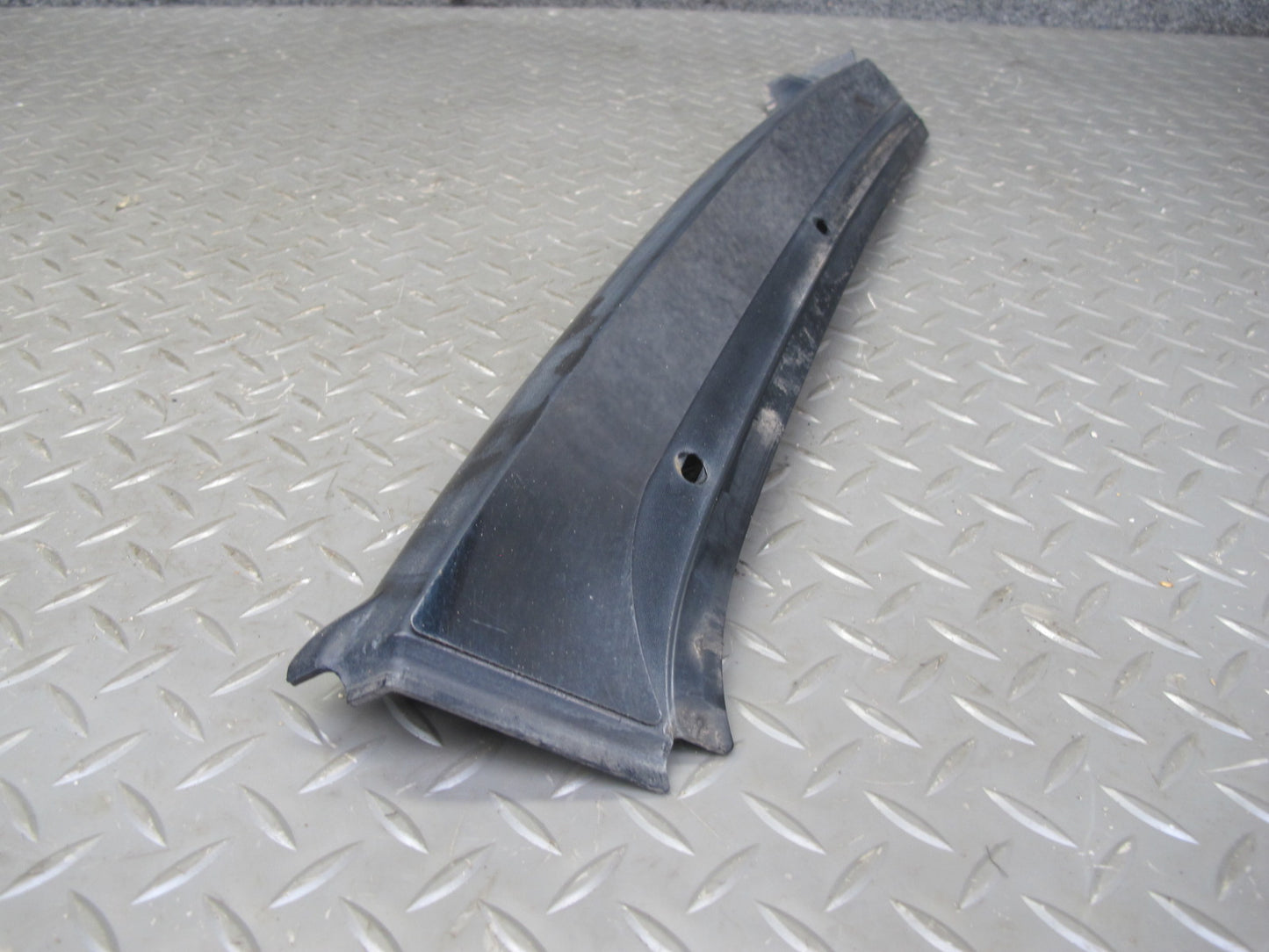 2003-2009 Hummer H2 Front Left Right Windshield A Pillar Trim Molding Panel Set
