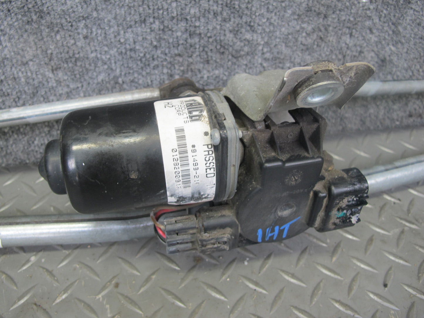 2003-2007 Hummer H2 Windshield Wiper Transmission Linkage W/ Motor