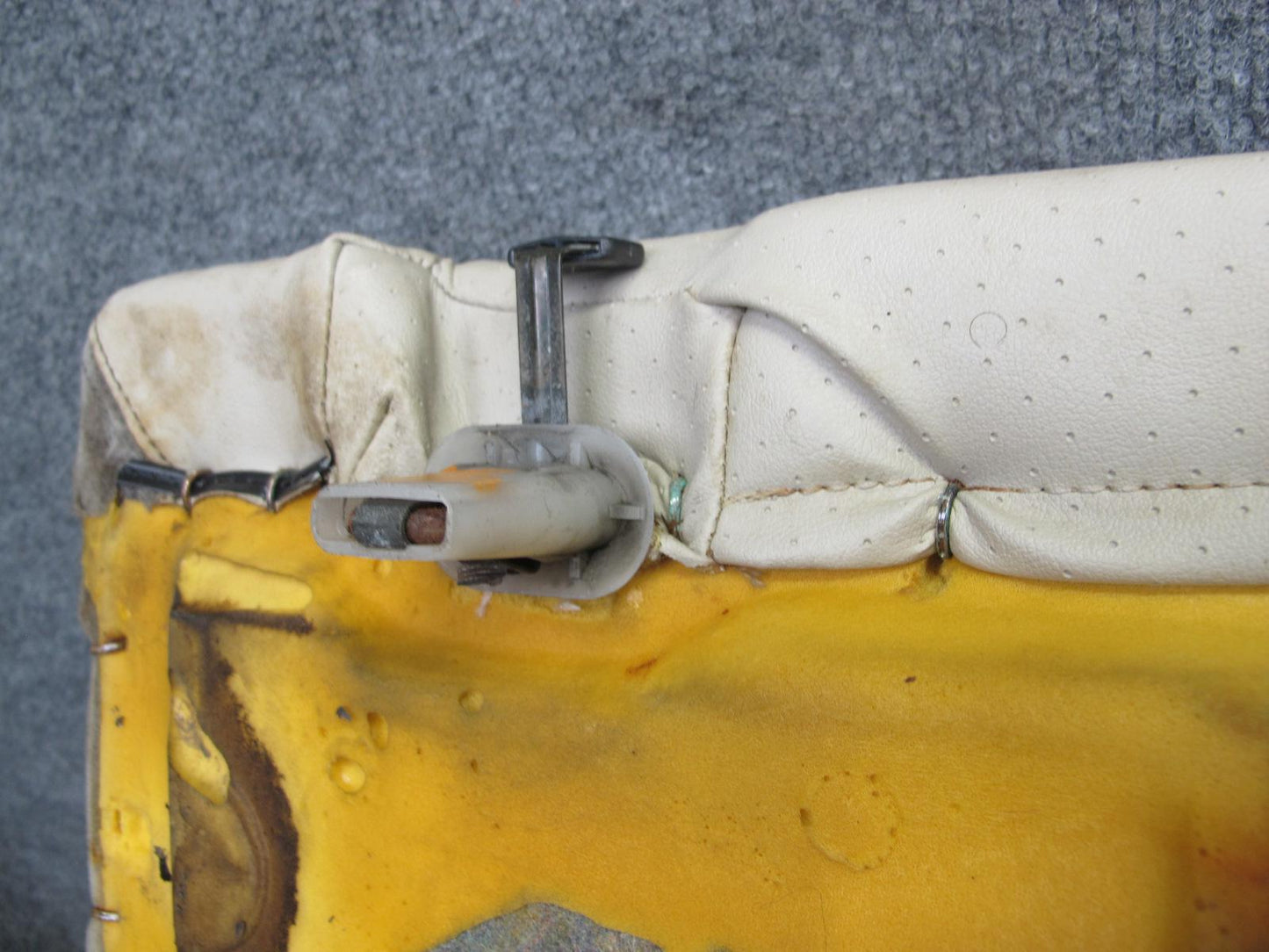 91-99 Mitsubishi 3000GT Rear Seat Lower Leather Cushion Beige OEM