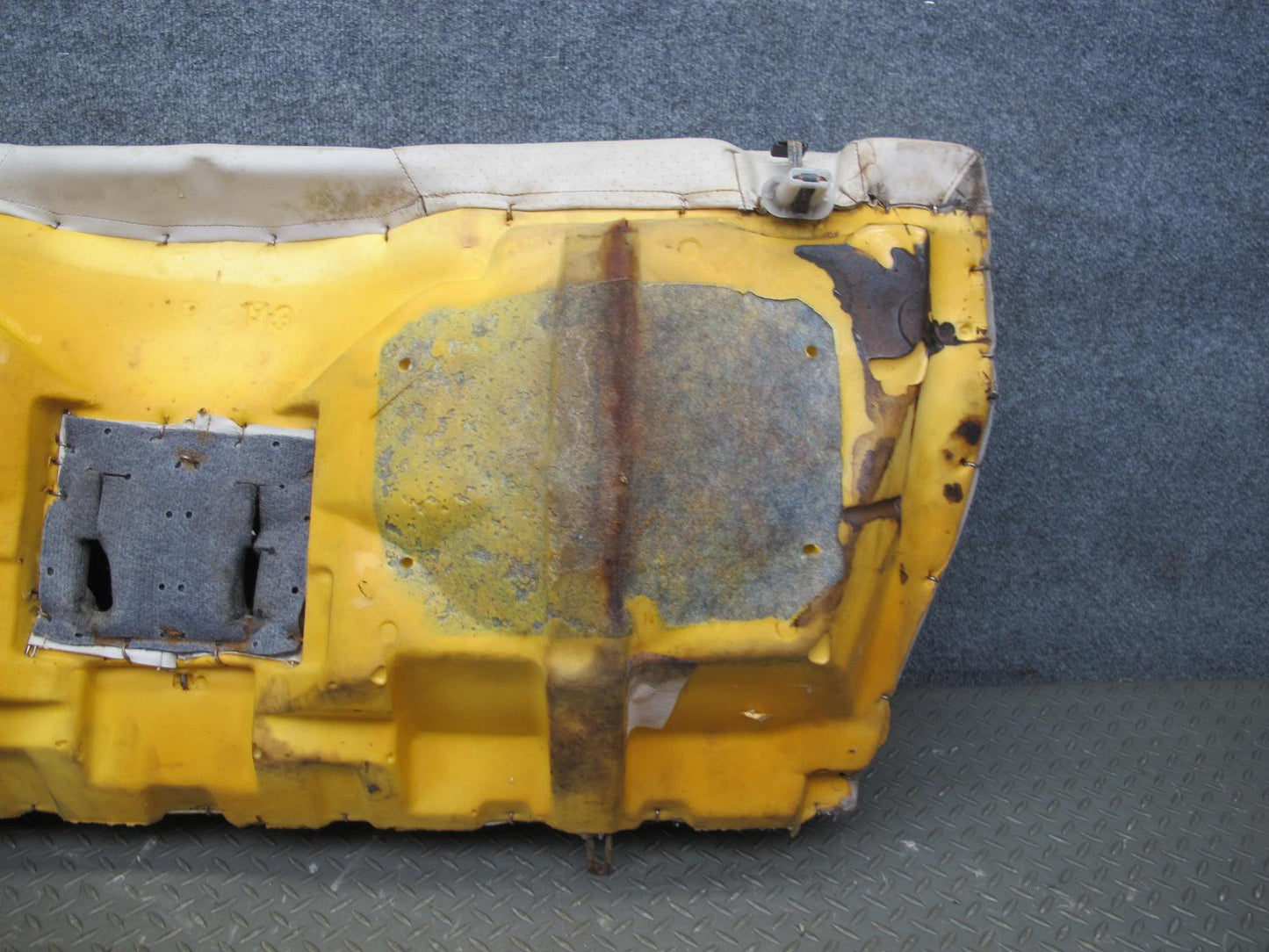91-99 Mitsubishi 3000GT Rear Seat Lower Leather Cushion Beige OEM