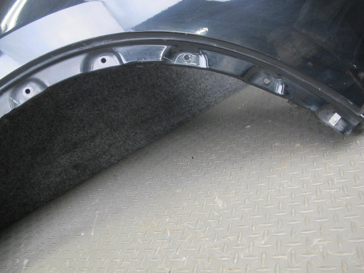 2017-2024 Maserati Levante M161 Front Left Fender Shell Cover Panel Black
