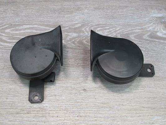 92-00 Lexus UZZ30L SC300 SC400 Set of 2 High & Low Tone Note Horn Signal OEM